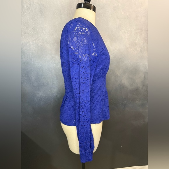 💙Sweet Rain Royal Blue Lace Long Sleeve Top - Size M💙 - Picture 3 of 10
